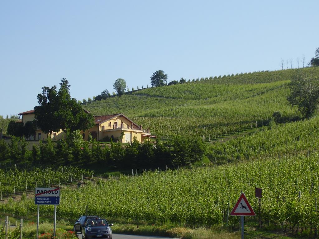 Agriturismo Il Ciabot Villa Barolo Exterior photo